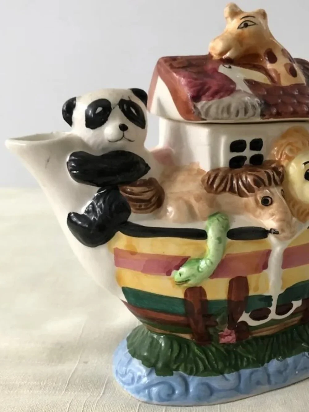 Noah's Ark Teapot Hand Painted Ceramic w/Lid New World Specialties Vtg 90s NWOT